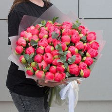 Заказать Букет цветов "Поцелуй страсти" с доставкой в Charlotte.ru Букет цветов "Поцелуй страсти"