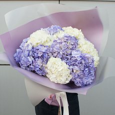 Заказать Букет цветов "Джорджия" с доставкой в Charlotte.ru Букет цветов "Джорджия"